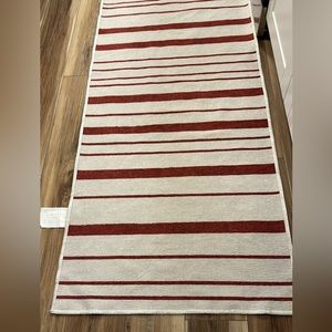 Ruggable Candy Cane Runner